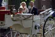 Click to see 2003-08-16-17_23_07-Hochzeit_Kutsche_v_ 004.jpg
