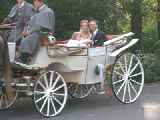 Click to see 2003-08-16-18_16_17-Hochzeit_Kutsche_MS_008.jpg
