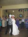 Click to see 2003-08-17-00_03_50-Hochzeit_Polter_r_111.jpg